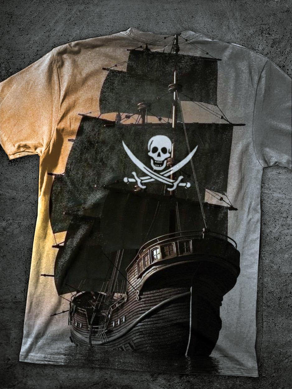 pirate ship print T-shirt
