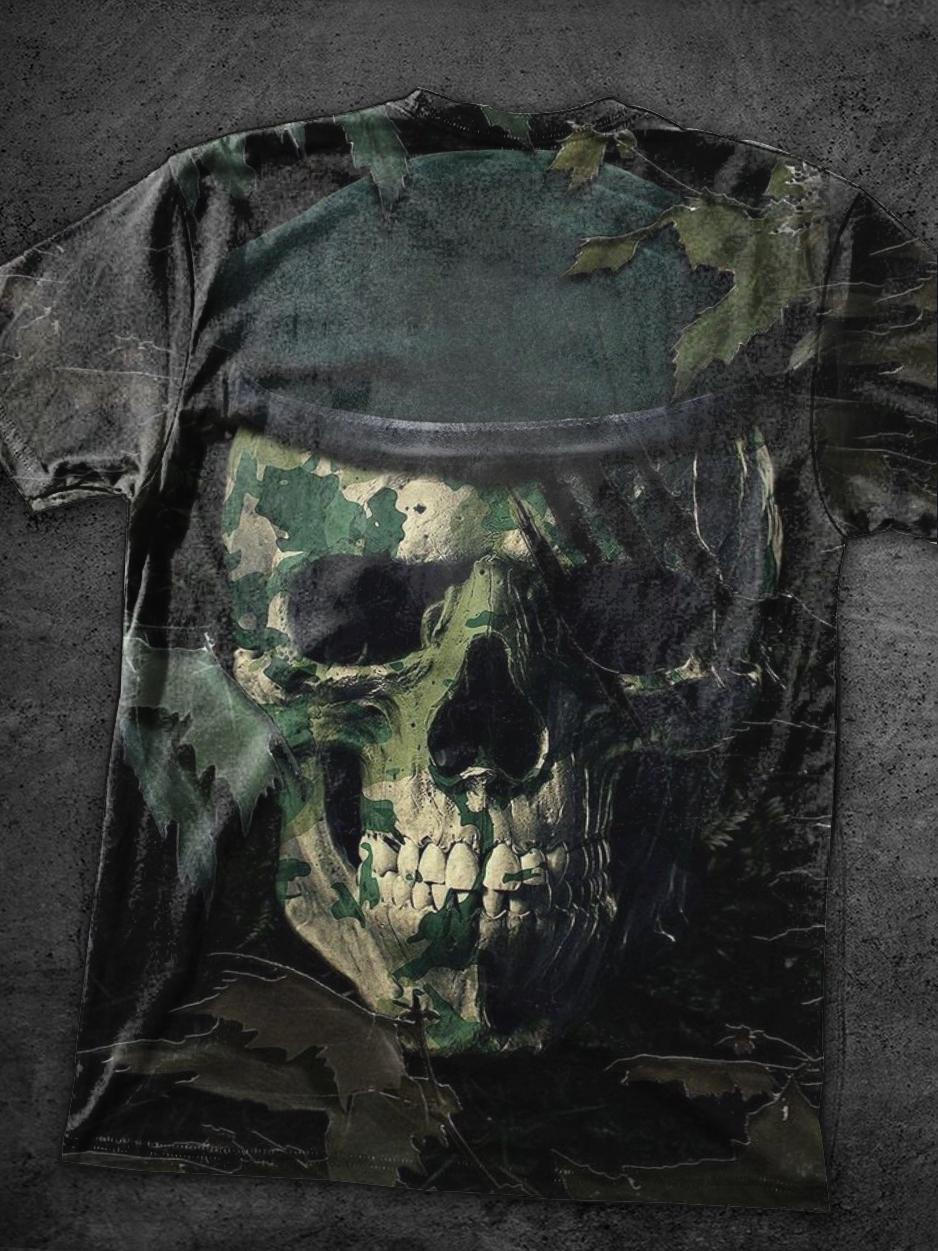 Beret soldiers in the forest T-shirt